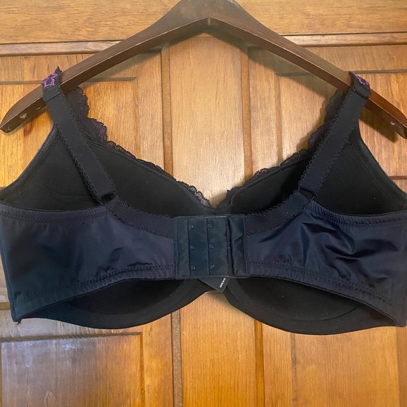 NWOT Le Mystere Lace Tisha Underwire Bra Black w/Purple Lace size 38D - Picture 4 of 9
